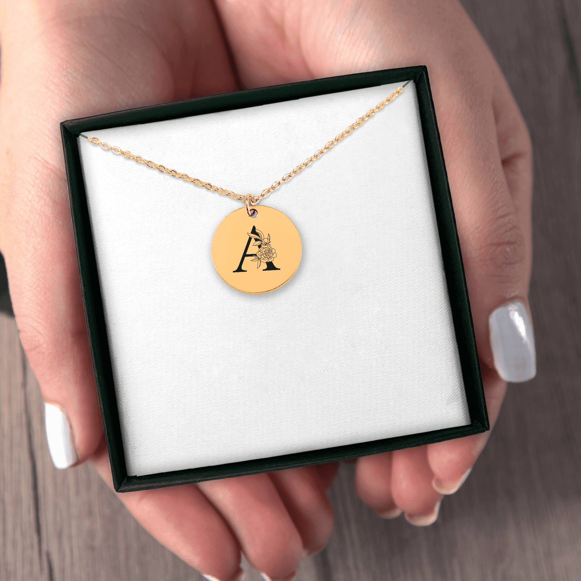 Personlig Smykke Initial Halskjede Med Blomster – A